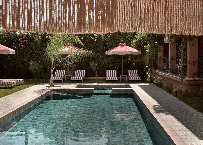 Aparthotel Anemelia Retreat - Explore & Recharge